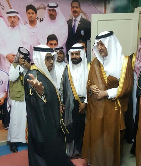 أمير مكة يفتتح مركز تدريب رفع الأثقال بجدة