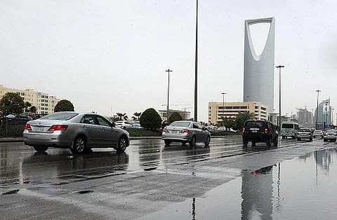 "الإنذار المبكر": 7 مناطق على موعد مع الأمطار من السبت للاثنين