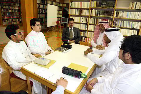 تأهل "طالب من جدة" لنهائيات البطولة العالمية للبحث العلمي في مجال الطاقة