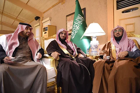 القرني: الجنادرية منشط إسلامي وأهلاً وسهلاً بعمل المرأة فيه بضوابط ديننا الحنيف