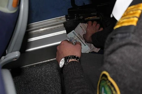 إحباط تهريب 155 ألف ريال إلى خارج المملكة عبر منفذ البطحاء