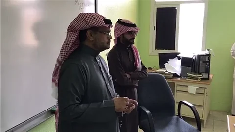 وكيل "التعليم" لطلاب الثانوي: مَنْ سيصبح منكم مدرسًا مثلي؟