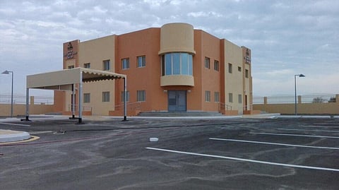 برغم استلام المبنى.. صحي "ميقات يلملم" ينتظر التشغيل منذ 5 أشهر