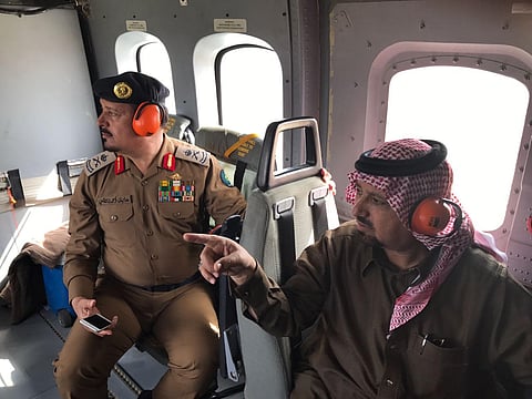 شاهد من الجو .. محافظ الخرج ومدير "مدني الرياض" يتفقدان المناطق المتضرّرة