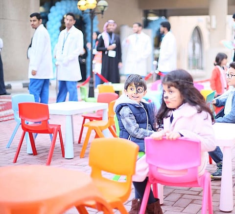 جمعية "الغدد الصماء" تطلق جائزة "نادي الابتسامات الحلوة للتحكم بالسكر التراكمي"