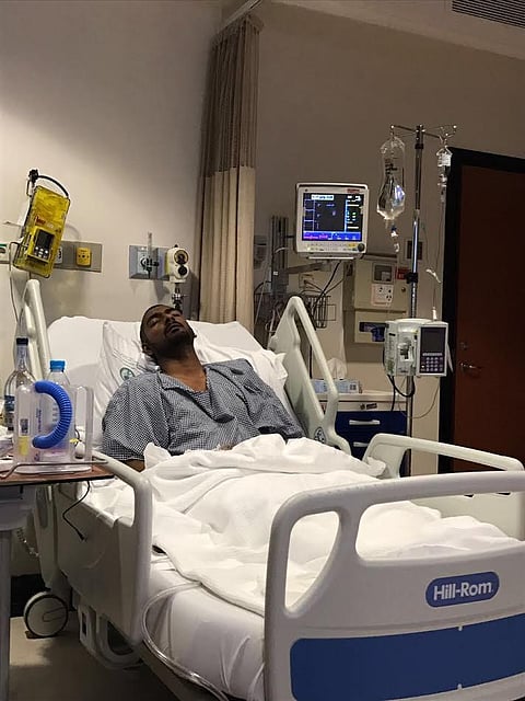 مشهد إنساني .. رجل أمن يتبرع بكُليته لأخيه في "تخصُّصي جدة"