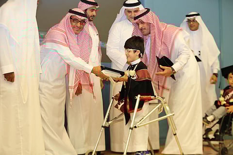 المدينة.. "إسمنت ينبع" يدعم برنامج التأمين الصحي لمركز الأطفال المعاقين