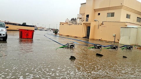 "أمانة الشمالية" تستنفر لسَحْب كميات الأمطار بعرعر