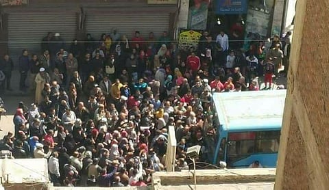 مصر.. تظاهُرُ العشرات بسبب "الخبز المدعوم"