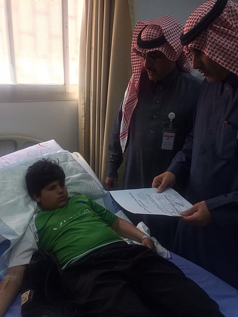 مستشفيات عرعر تستنفر لاستقبال 26 طالباً لأعراض تسمم غذائي