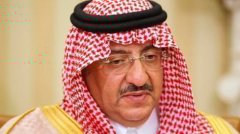 والد الشهيد "الشراري" يتلقى اتصال عزاء من "نائب الملك"
