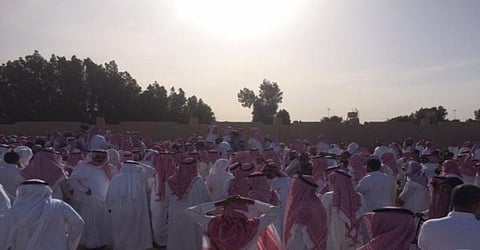 الجموع يؤدون صلاة الميت على "الحربي" شهيد الواجب بالشرقية