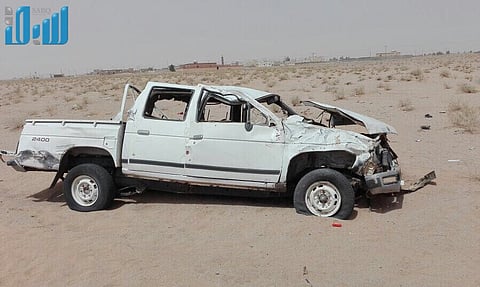 احتكاك بين مركبتين وانقلاب يصرع ويصيب 3 طلاب في "عفيف"
