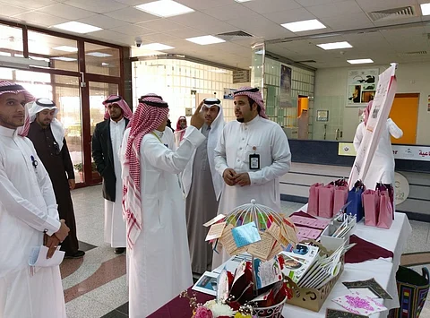 مستشفى خميس مشيط يحتفل باليوم العالمي للخدمة الاجتماعية