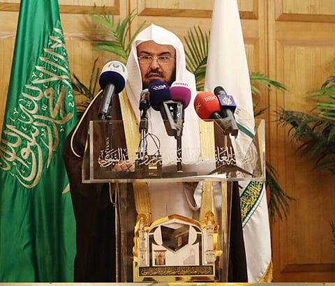 لمسة وفاء لــ "70 متقاعداً" أمضوا حياتهم في خدمة "الحرمين"