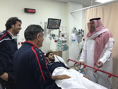 مُدافع العراق يصاب بارتجاج في رأسه.. ورئيس الهيئة يطمئن عليه