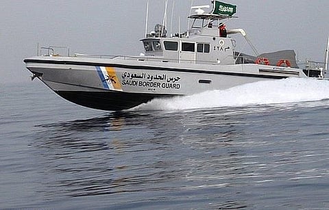 قيادة حرس الحدود بمكة تدعو الزوار ومرتادي البحر لاتباع تعليمات السلامة البحرية