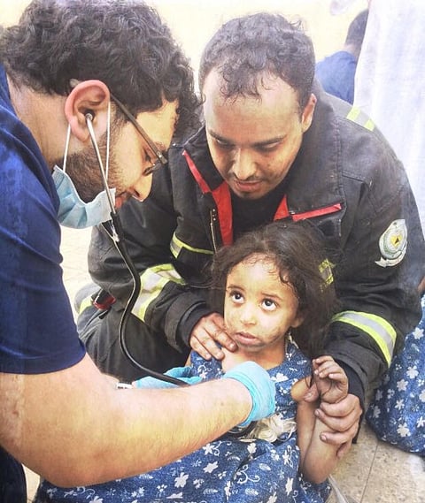 إخلاء 48 شخصاً جراء اندلاع حريق بشقق مفروشة في جنوب جدة