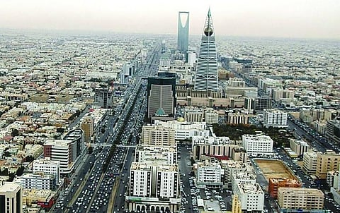 يا رجال الأعمال.. ساندوا النوابغ وادعموا البحث العلمي فماليزيا وسنغافوره لم  تتقدما بالشيلات والحفلات الغنائية