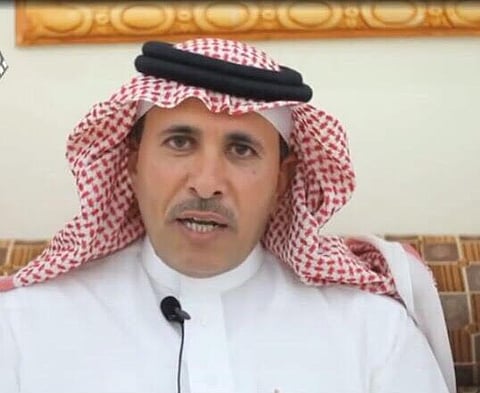 " العازمي" للحادية عشرة بـ"جوازات" القريات