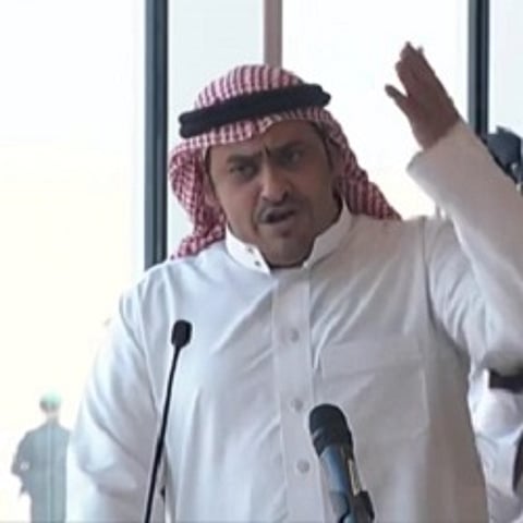 شاهد.. "الفراعنة" يفاجئ حفل مهرجان الإبل بقصيدة فارسية ضد إرهاب إيران