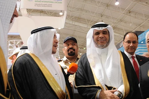 جامعة الطائف تبرز مشروعاتها الجديدة وخططها المستقبلية في المعرض والمؤتمر الدولي للتعليم العالي