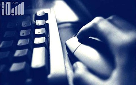 معلمو الحاسب يناشدون التعليم إنهاء معاناة نقلهم لعرعر