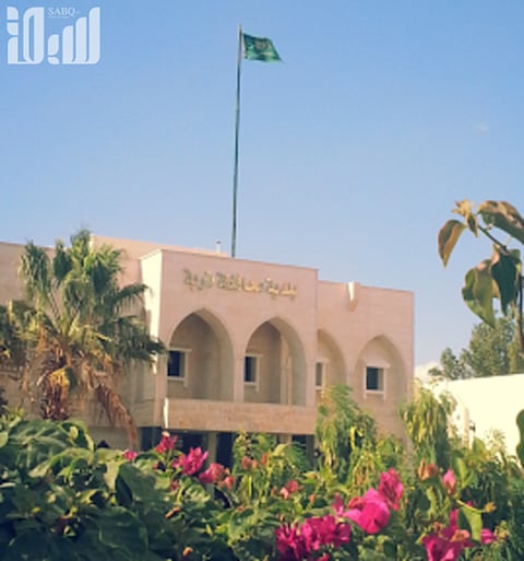 أمين الطائف يبحث تطوير الخدمات البلدية في محافظة تربة