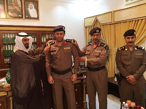 "أبو حيمد" يتقلد رتبة "عقيد" بـ"مدني رنية"