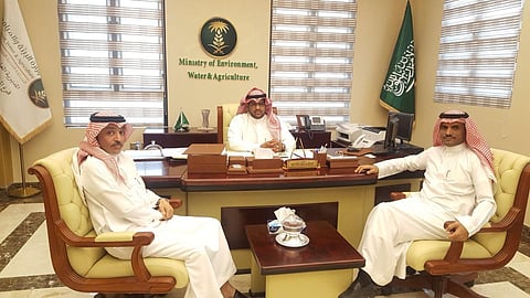 جهود لإنهاء معاناة حي "غرب المزارع" بالجبيل مع انعدام شبكات الصرف الصحي