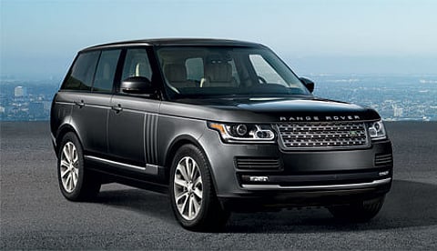 "التجارة" تستدعي 396 سيارة "Range Rover" بسبب خلل في أحزمة الأمان
