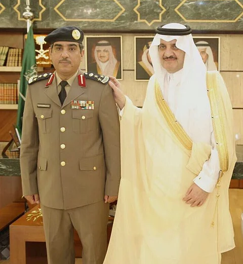 أمير الشرقية يقلد "الدوسري" رتبة عميد
