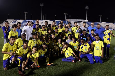 بالصور.. النصر يُتوَّج بطلاً لدوري الناشئين