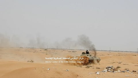 قتلى وجرحى بالعشرات وإعطاب آليات عسكرية للانقلابيين بـ"ميدي"