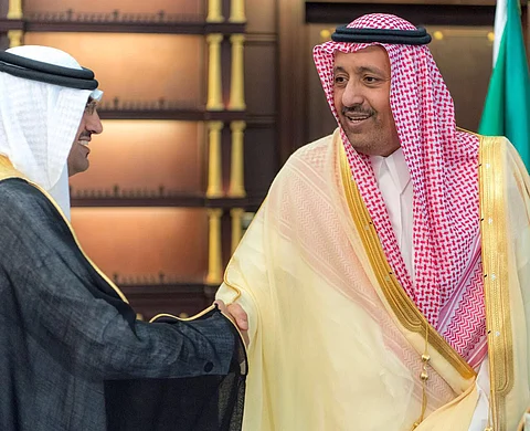 "أمير الباحة" يطالب بتأهيل الغابات والمراعي ودعم مبادرة زراعة الشجرة