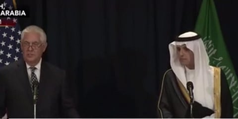 فيديو.. "تيلرسون" في رسالة واضحة من الرياض: أمن السعودية ضمان لأمن أمريكا