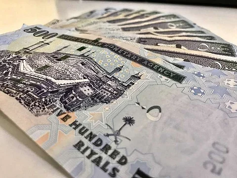 "العمل والتنمية الاجتماعية" تبدأ إيداع معاشات مستفيدي الضمان الاجتماعي