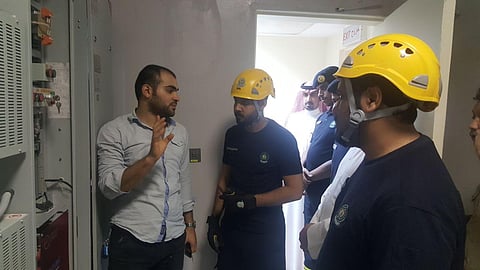 مدني "الجموم" ينفذ جولات توعوية وتدريبية لمخاطر المصاعد