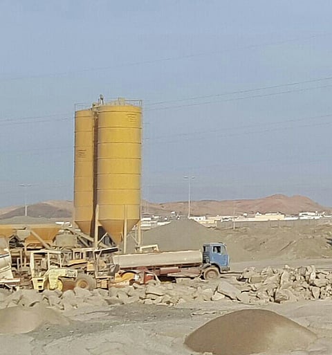 أملج.. 5 سنوات وجهات حكومية تغض الطرف عن شركة مخالفة.. والبلدية: مهتمون