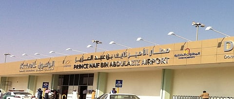 مطار الأمير نايف الدولي بالقصيم يستقبل أولى رحلاته من الطائف