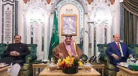 الملك يستقبل رئيسي باكستان واليمن ورئيس مجلس الأمة الكويتي