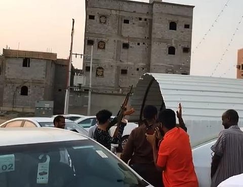 مصادر: شرطة جازان توقف شباناً أطلقوا النار في أحد أحياء بيش