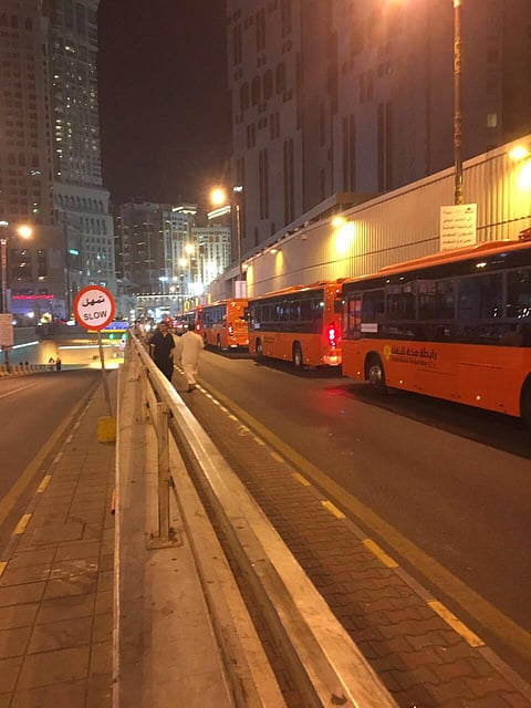 النقل الترددي يقلص الوقت ويسهِّل على المصلين الوصول للمسجد الحرام