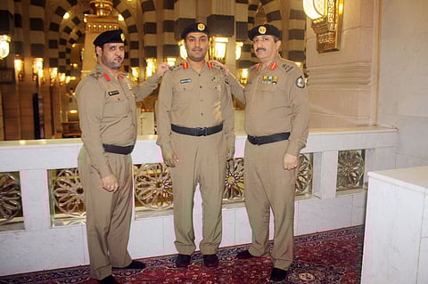 مدير شرطة المدينة يقلد "العياضي" رتبة عقيد