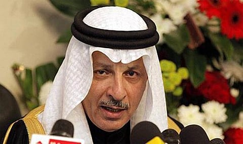 السفير "قطان" ينفي قيام خادم الحرمين بزيارة تفقدية لتيران وصنافير