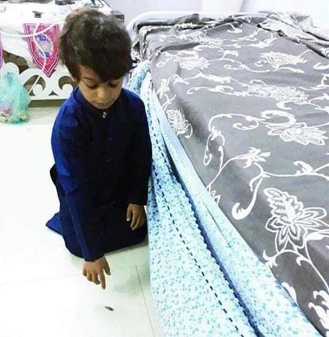 جازان .. نجاة طفل من رصاصة اخترقت منزله واستقرت بجوار سريره