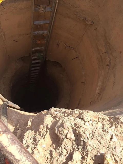انتشال ثلاثيني سقط في بئر أثناء قيامه بإسقاء ماشيته بالأفلاج