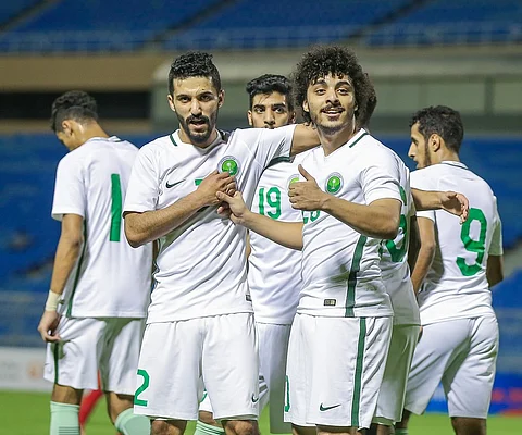 بالصور .. "الأخضر الأولمبي" يمزق شباك الأفغان