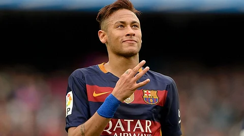صفقة الـ 222 مليون يورو.. برشلونة يعلنها: "نيمار" أبلغ زملاءه بالرحيل