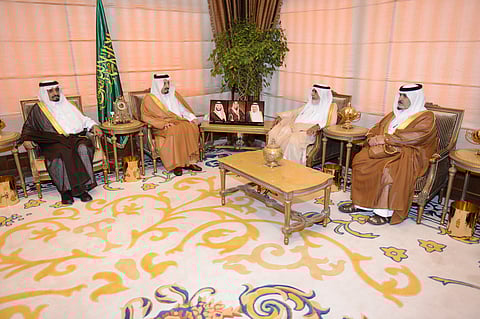 "فيصل بن خالد" يستقبل مدير وأعضاء جمعية المتقاعدين بعسير